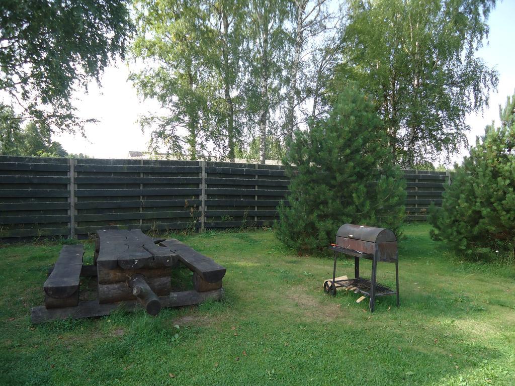 Hotel Paeevatalu Camping Vilusi Exteriér fotografie